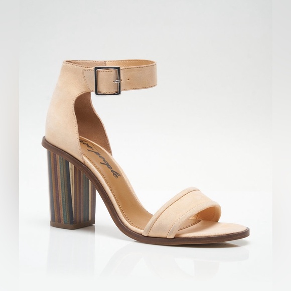 🌻🆕FREE PEOPLE SERENITY HEEL-CANTALOUPE SUEDE COLOR-SIZES 38 & 39 - Picture 1 of 14